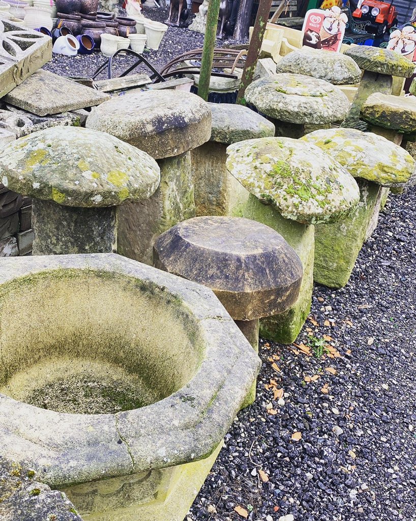 astraantiques's tweet photo. Our reclamation yard is packed to the rafters with enticing garden inspiration so why not pop and take a look,here until 5pm. #astrareclamationyard #planters #stonetroughs #stoneplanters #gardensofinstagram #gardenersofinstagram #gardens #countrygardens #gardenlife #gardenstatues https://t.co/qTfotuuDXU