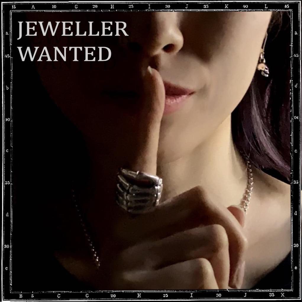 CrazyPigDesigns's tweet photo. Vacancy 🔥 Please send appropriate CV’s to customerservice@crazypigdesigns.com 💀 
#vacancy #jeweller #ApplyNow #london #londonjob #heavymetal #silverjewellery https://t.co/E5KsoqNGGb