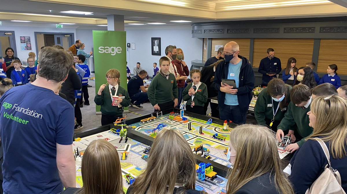 TeachICT_NT's tweet image. It’s been another amazing day of FIRST LEGO League finals in North Tyneside! Our schools never fail to amaze us, especially this year in such challenging times. 👏🤖🚛@FLLUK @sageuk #cargoconnect