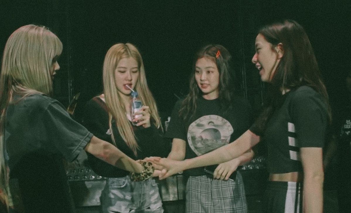 jnkfeels's tweet photo. blackpink https://t.co/inQCydnteK