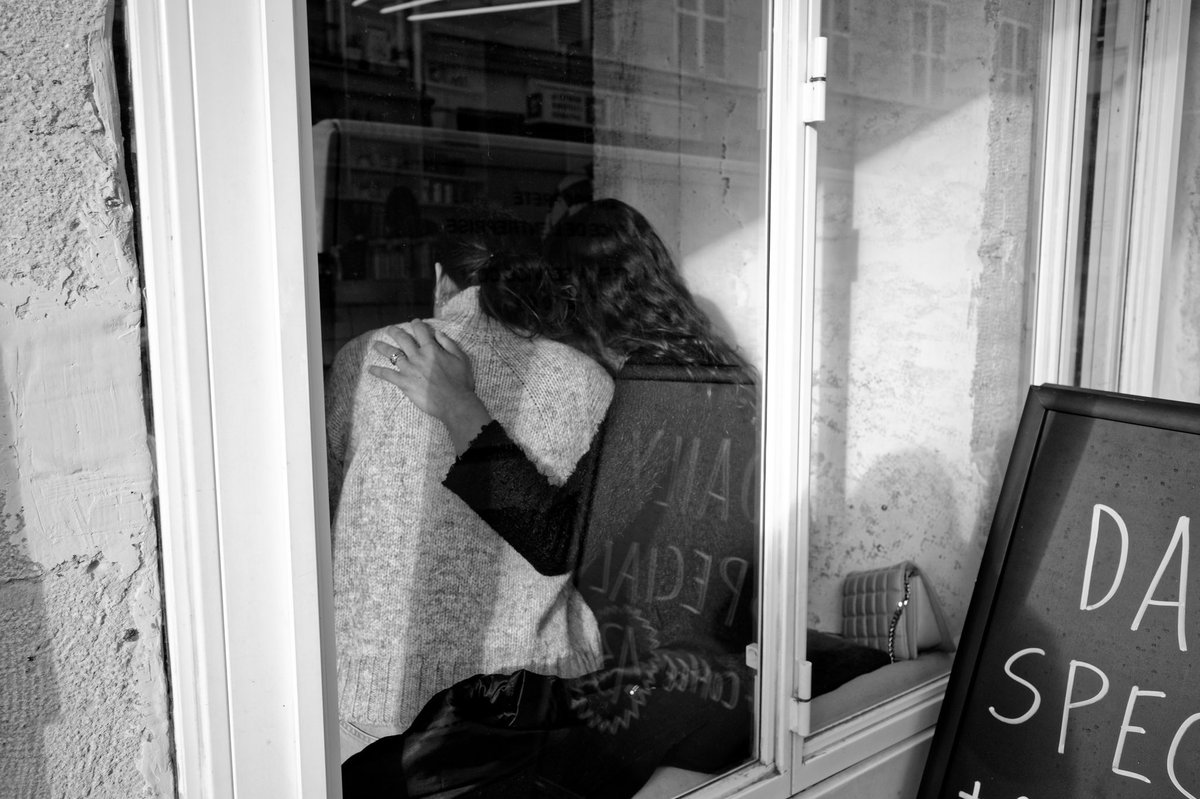 #womenstreetphotographers #streetphotography #blackandwhitephotography