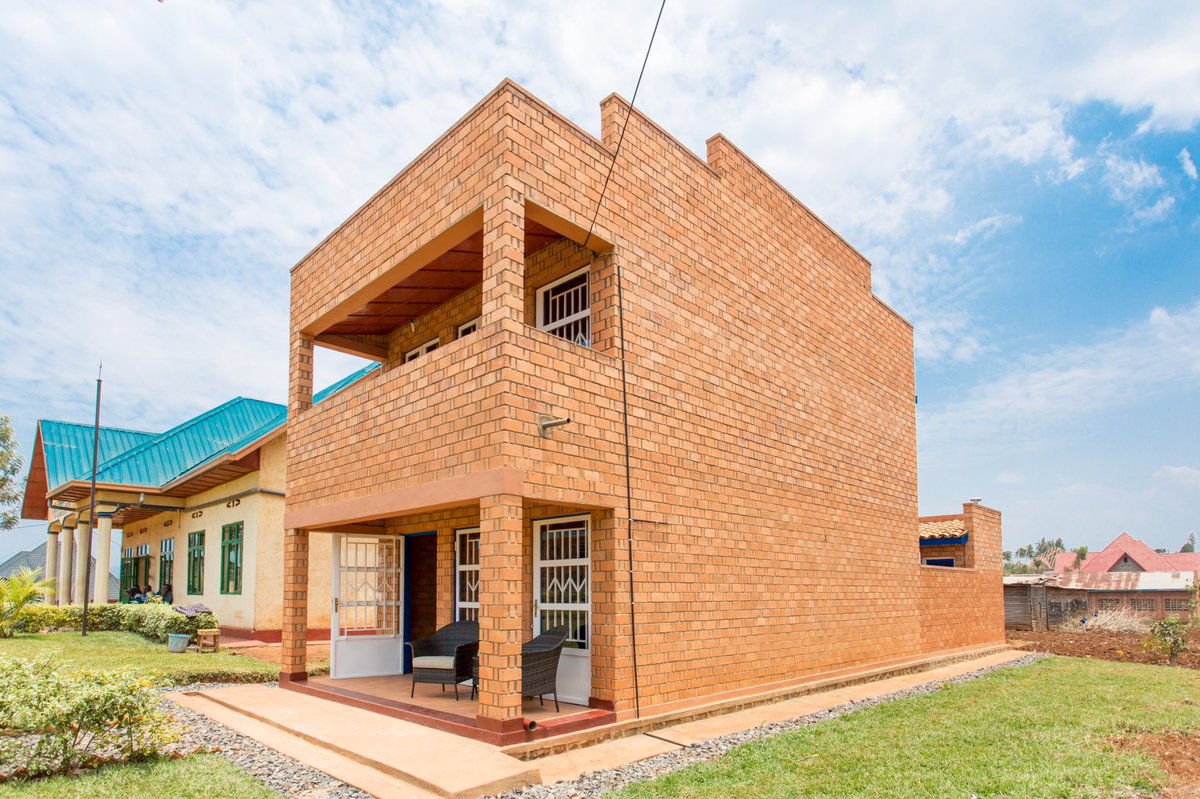 PROECCORwanda's tweet photo. Yesterday, Rusizi Urban Model House was handed over to the @RusiziDistrict. It was built through the partnership between #PROECCO programme and the district of Rusizi to demonstrate affordable construction techniques. #RowLockBond #ModernBricks https://t.co/svj4ZEH4WA