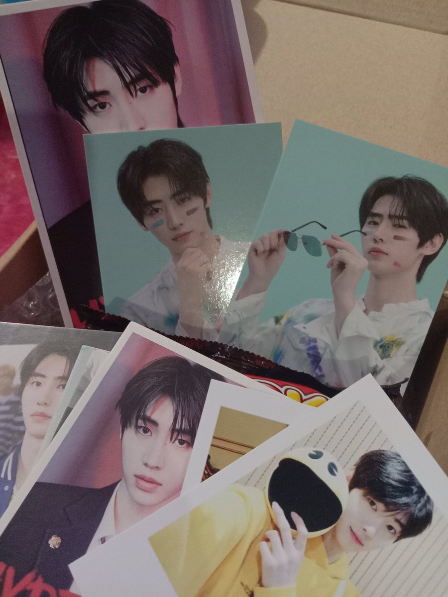 unyieeee's tweet photo. #unyieeee_parcels 
Late feedback, thank u sm @fahaom_s for the smooth transaction. Safe na safe na umuwi bias ko mwehehehe. Thank u sa freebies, I didn't expect na taga nueva vizcaya kayo😭✋
#FahAomShop_Feedbacks https://t.co/wr915qLyoO