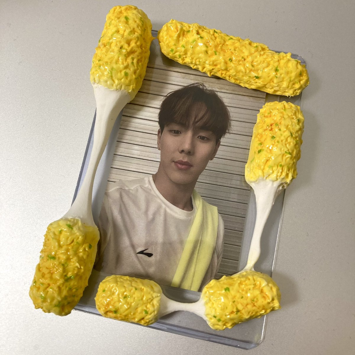 top_practice0's tweet photo. 페잉 로그인을 못하는 상태라(내잘못)
임시로 에스크 열어둡니다(또한 내잘못)

https://t.co/bZFtu6cvVJ 

감사합니다 https://t.co/k0JyixsjpA