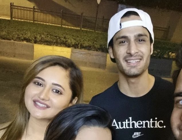Shagufta_Shah48's tweet photo. It’s raining #UmRash

Can’t get enough of them meet again soon @realumarriaz @TheRashamiDesai

#UmarRiaz
#OurPrideDrUmar
ASLI WINNER UMAR RIAZ https://t.co/1rEuL3r8pC