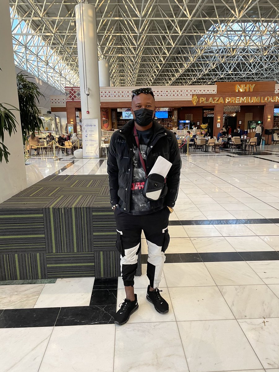 Freshness222's tweet image. Happy new month to u all