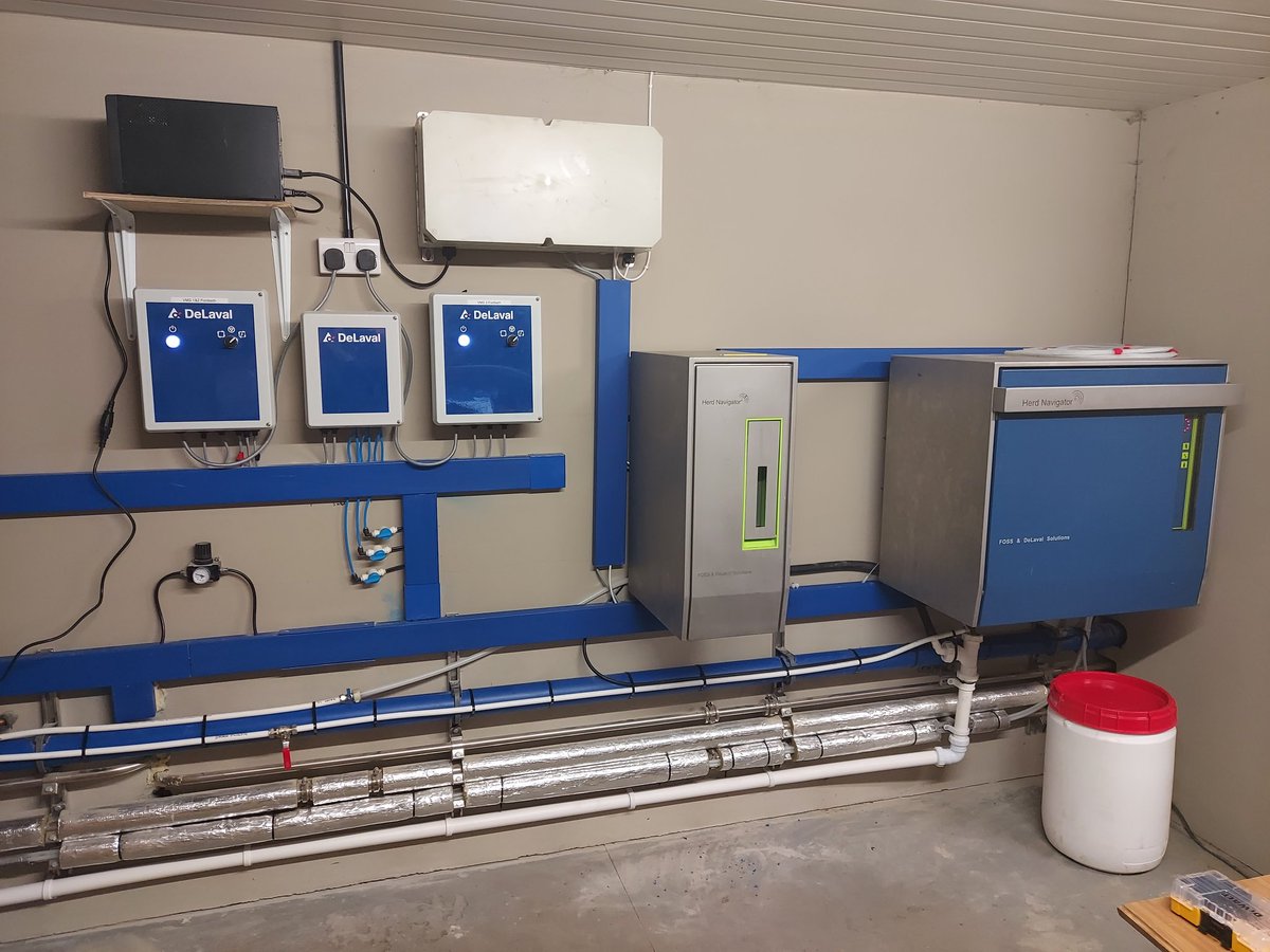 People often ask why I built such a big office in the dairy, I'm slowly filling it! 
The ten year plan 💪 🐄🐄 #longgame #teamblue