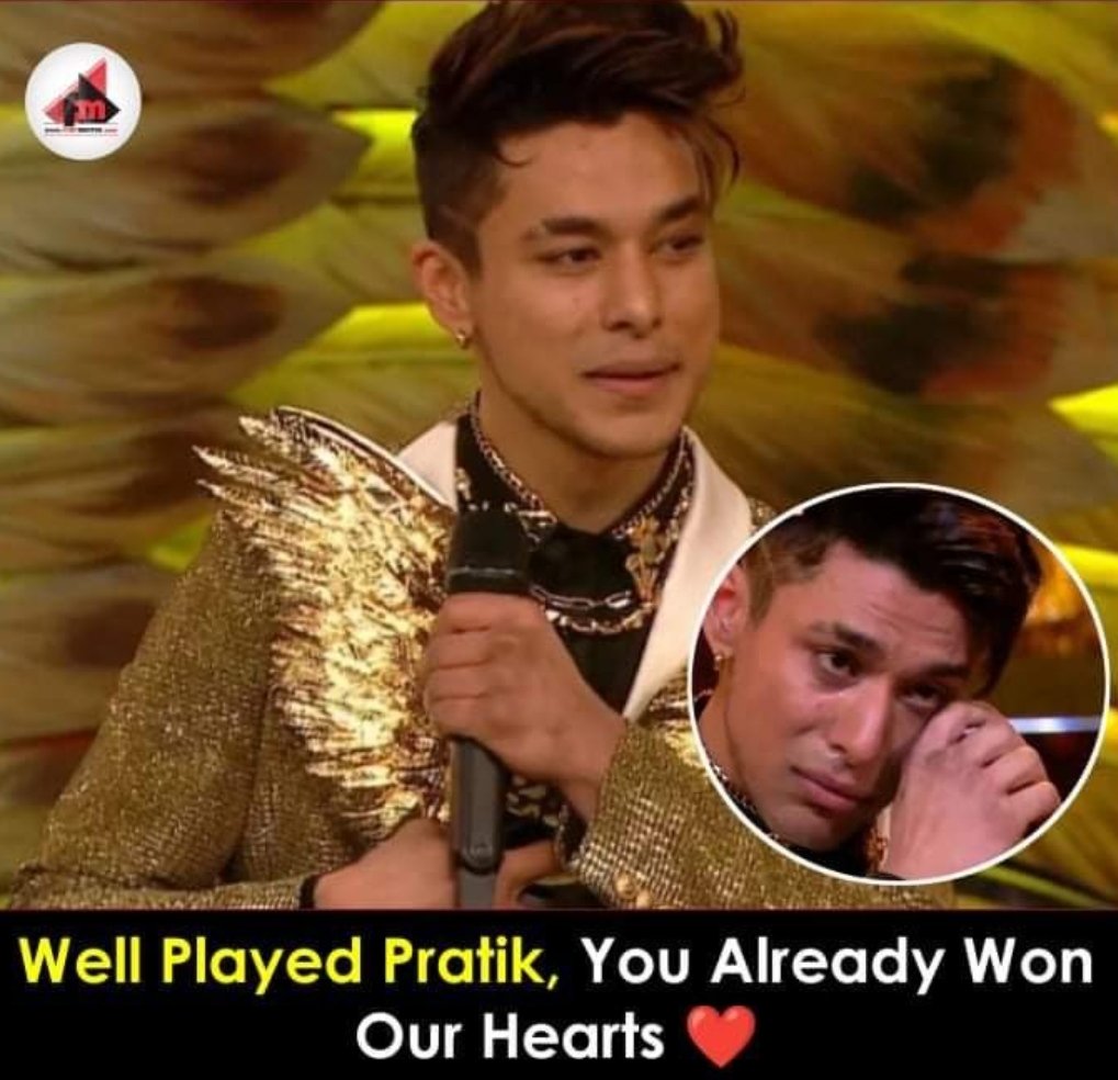 human_being_05's tweet photo. Aaj tak kabhi bhi runner-up ko trophy pakadne ko nahi di hai, why did Salman Khan ask #PratikSehajpal to hold it - because he knew who was  the deserving winner and uske haath mein trophy deni thi. Real Winner ke haath mein trophy thi.
@realsehajpal #PratikFam #BiggBoss #BB #BB15 https://t.co/TNfOrRKzz8