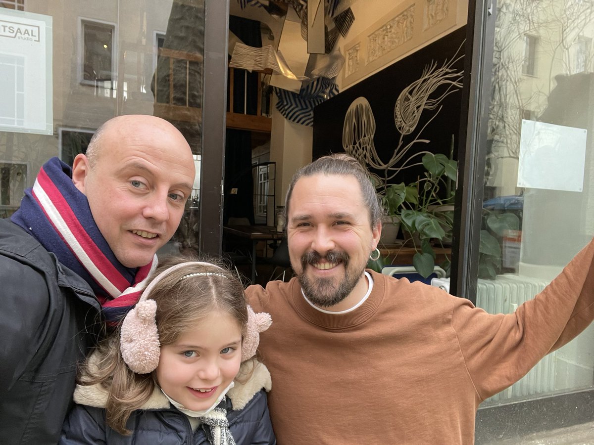 It was a real pleasure to meet <a href="/AdamPaquette/">Adam Paquette</a> in his Berlin studio, discuss #art, life passions and #MagicTheGathering. Adam is a really impressive artist and a great host. My Daughter says she now wants a sketch book!  Will come round Again with more cards soon! Ciao!! #mtg #WOTC