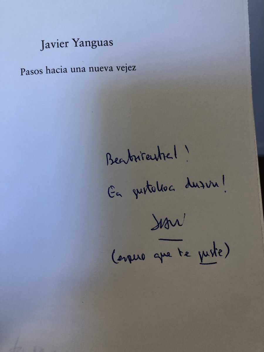 blancocoaching's tweet image. Cosas bonitas inesperadas que pasan un martes cualquiera y lo convierten en un martes especial… 😍 Gracias @bizipoz_ por este detallazo, deseando seguir caminando acompasadas. Y gracias @JaviYanguas por la dedicatoria. Deseando leerlo…. 🙏🙏🙏