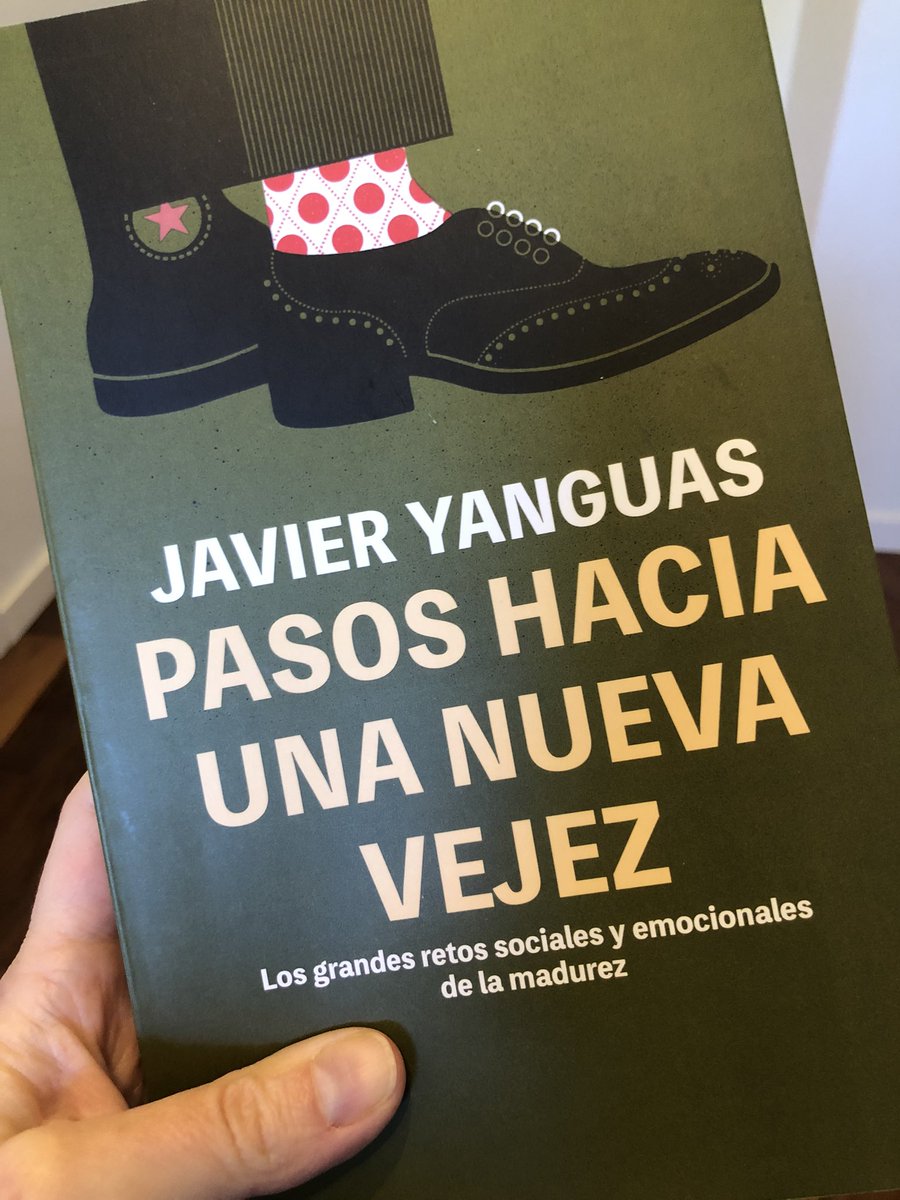 blancocoaching's tweet image. Cosas bonitas inesperadas que pasan un martes cualquiera y lo convierten en un martes especial… 😍 Gracias @bizipoz_ por este detallazo, deseando seguir caminando acompasadas. Y gracias @JaviYanguas por la dedicatoria. Deseando leerlo…. 🙏🙏🙏