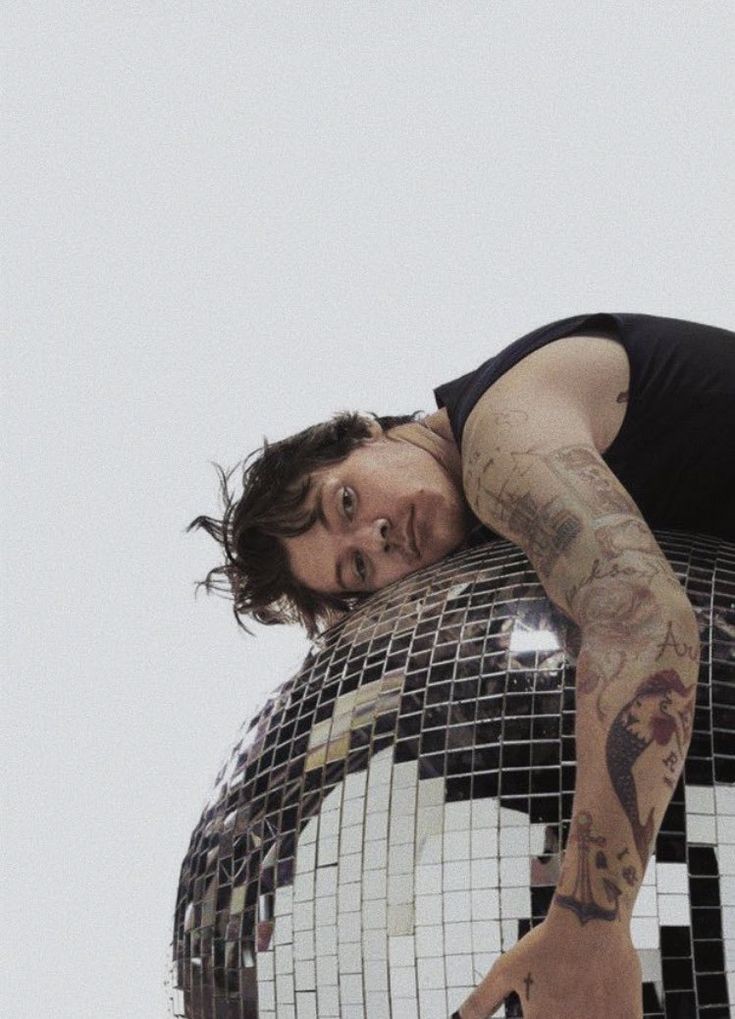 Happy bday Mr Styles, ilysm  <3 