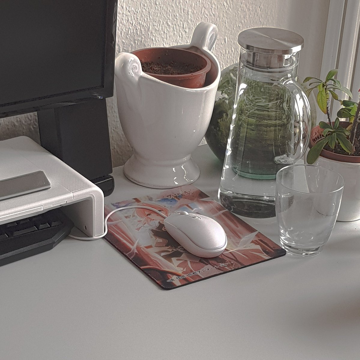 alchemy_notes's tweet image. I want to show off a bit more of my workspace, even though it's not as aesthetically pleasing as others 🌱💻
#studytwt #studyspo