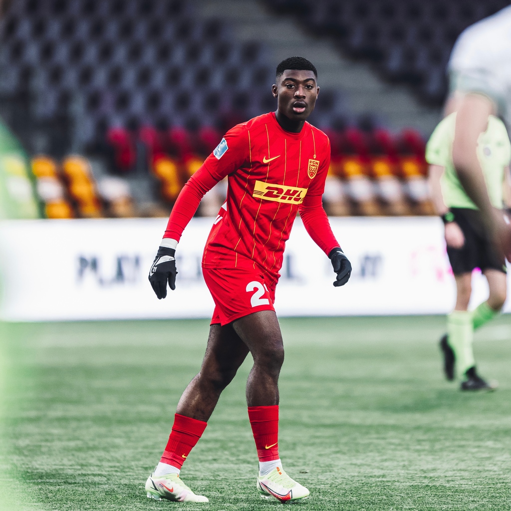Emeka Nnamani ➡️ Nykøbing FC 🤝
 
Emeka udlejes til den danske 1. divisionsklub for resten af sæsonen! 

Held og lykke, ‘Eme’! ❤️

🔗 Læs mere her: fcn.dk/2022/02/chukwu…