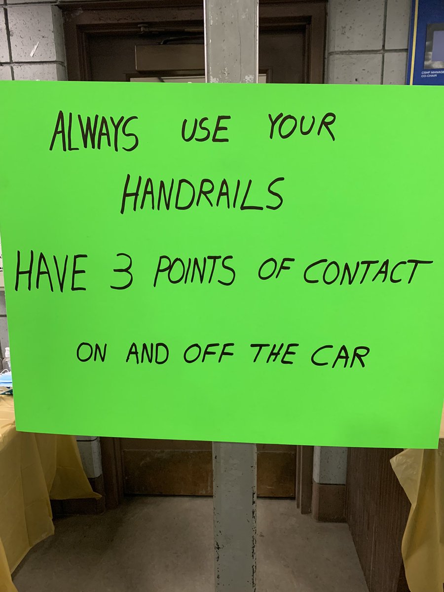 GR Division BLOWING up the focus on slips &amp; falls! <a href="/GrEastCHSP/">GR East CHSP</a> <a href="/GRWestCHSP/">GRWestCHSP</a> <a href="/PaulHuyser/">Paul Huyser</a> <a href="/Gr8LakesSafety/">UPS Great Lakes District Safety</a> <a href="/DeClarkJoeUPS/">JDeClarkUPS</a> <a href="/AshleySiebecker/">Ashley Siebecker</a>