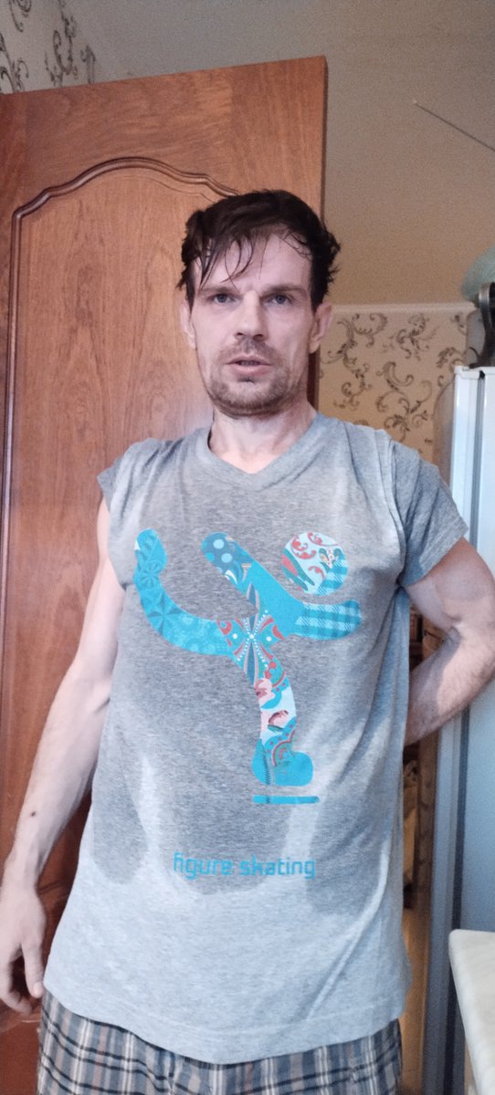 rWxiihregngwb4q's tweet image. Помог дворникам - живу человеком.
#чиcтота  #красота  #порядок  #самара  #зима  #снег