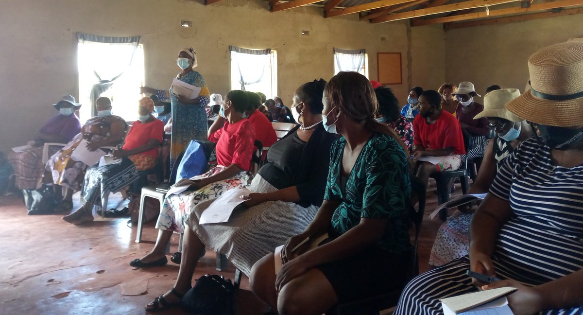 HandsofHopeTru1's tweet image. Zvishavane women say lack of #Accountability &amp;amp; #transparency by duty bearers is a threat to their peace &amp;amp; security in the community.

Lack of access to information, poor service delivery, religion &amp;amp; poverty  are also drivers of conflicts @WCOZIMBABWE @ImpactStoriesZw @ZIMCODD1