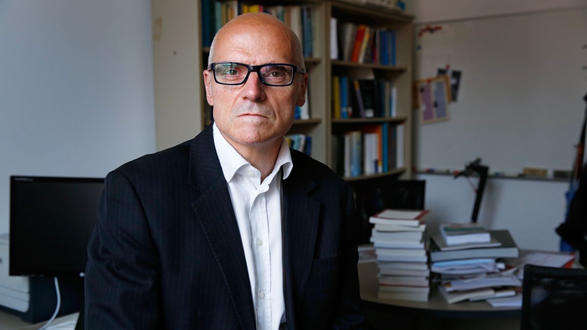 UPFBarcelona's tweet photo. #ExpertsUPF
"Robots contra treballadors?"
Article d'opinió de Jose García Montalvo, catedràtic del Departament d'@econ_empresaUPF.
👉 https://t.co/yiF0zlHTMv https://t.co/jVsaUcgtJV