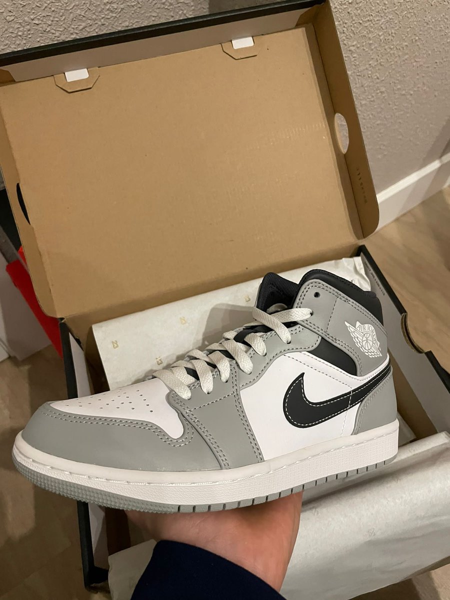 Nike 🐺🐺🐺 <a href="/OmegaNotify/">OMEGA NOTIFY</a>