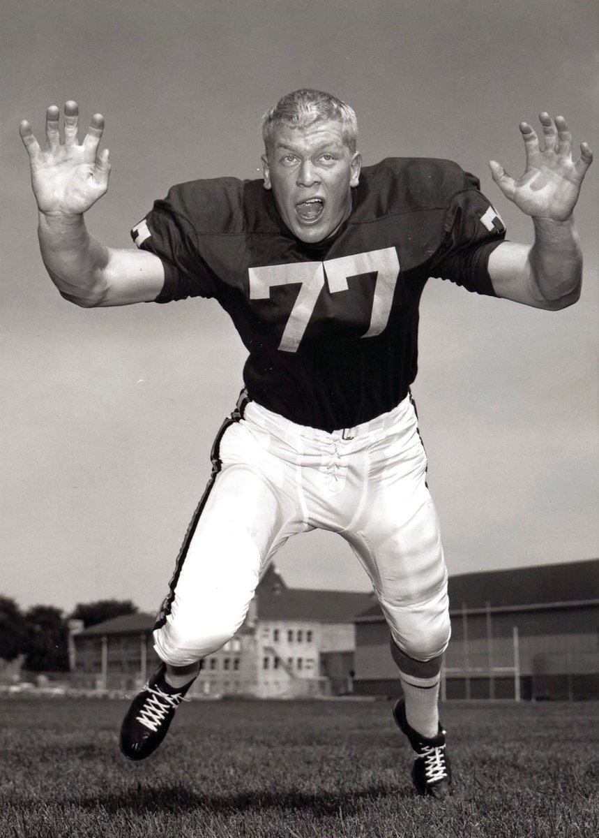 Happy Birthday to the late Milt Sunde, out of Minneapolis, Minnesota; 20th Round Draft Choice out of @GopherFootball 11 year @NFL career all with @Vikings @NFL Champion 1969, Pro Bowl 1966, @Vikings 25th Anniversary Team; 2-1-1942 to 4-21-2020….. https://t.co/MDedn1rM02