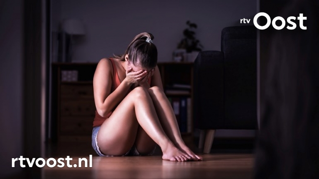 rtvoost's tweet photo. Holtenaar verdacht van seksueel misbruik buurmeisje: "Het begon met een knuffel" https://t.co/vsCEhDy8AI #rtvoost https://t.co/S5pVoGpen4