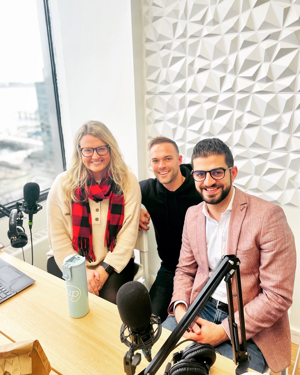 Kate Elliot Martin (@kateelliotns) on Twitter photo With two of my favourites (<a href="/Osamaa95/">Ossama Nasrallah</a> and <a href="/DennisMills89/">Dennis Mills</a>) for this mornings episode of the upside. Check it out!
linktr.ee/upsidepodcast
#theupside #upyourpr #bnvmedia #canadianpodcasts With two of my favourites (<a href="/Osamaa95/">Ossama Nasrallah</a> and <a href="/DennisMills89/">Dennis Mills</a>) for this mornings episode of the upside. Check it out!
linktr.ee/upsidepodcast
#theupside #upyourpr #bnvmedia #canadianpodcasts