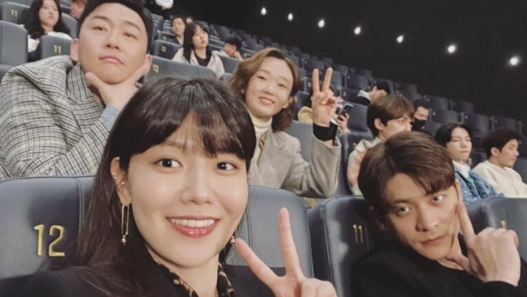 iconickdramas's tweet photo. I miss Run On fam a little extra today ☹️💛 https://t.co/88Yd6Wm88H