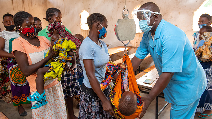 VillageReach's tweet photo. @cafafricafund is ending its emergency initiative but its original advocacy message still stands today: PPE needs to be given based on the health care provided, not the health care provider. Stay engaged. #PPEforALL https://t.co/IHYLuTNKbr https://t.co/JlRtTJXXEH