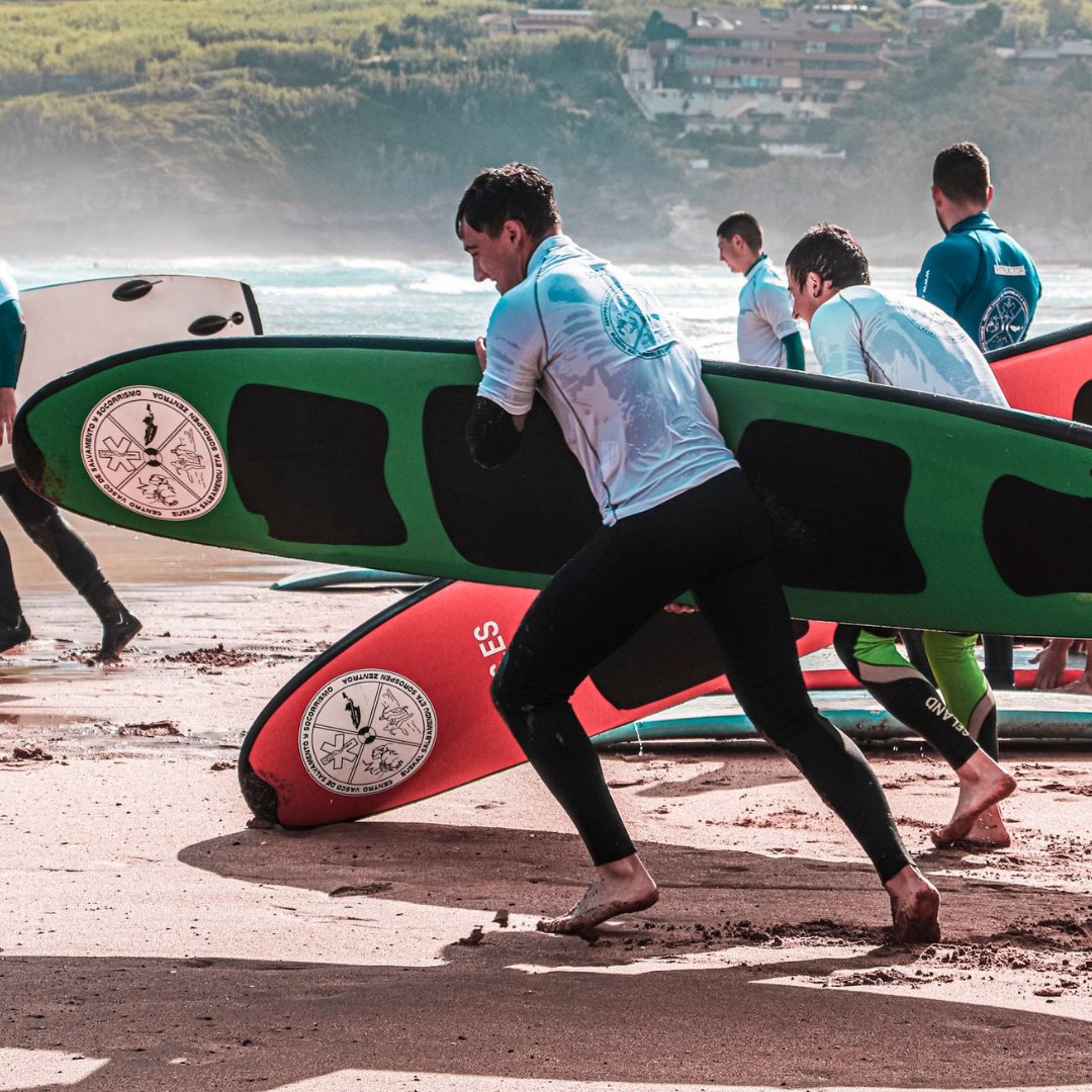 CentroVascoSOS's tweet photo. 😃 ¿¿Preparad@s??

🔝 ¡Esta semana comenzamos nueva formación de Salvamento y Socorrismo!

💥 Calentamos motores para la última convocatoria previa a los procesos de selección para trabajar en playas este verano 2022. https://t.co/kGAn2eFofG