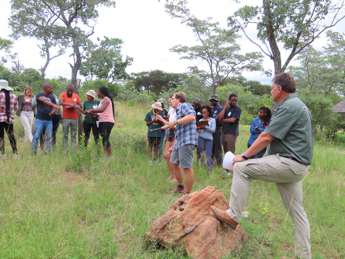 Gef5Slm's tweet photo. Last week➡️training young minds in #SLM &amp; #LandDegradation in the context of the #WildlifeEconomy
We are very proud of this cohort &amp; happy to be part of the Sustainable Wildlife Economies Project with @SANBI_ZA &amp; @environmentza. 🌿 https://t.co/WXQR6T2Tv9 https://t.co/S6wwg1O9bQ