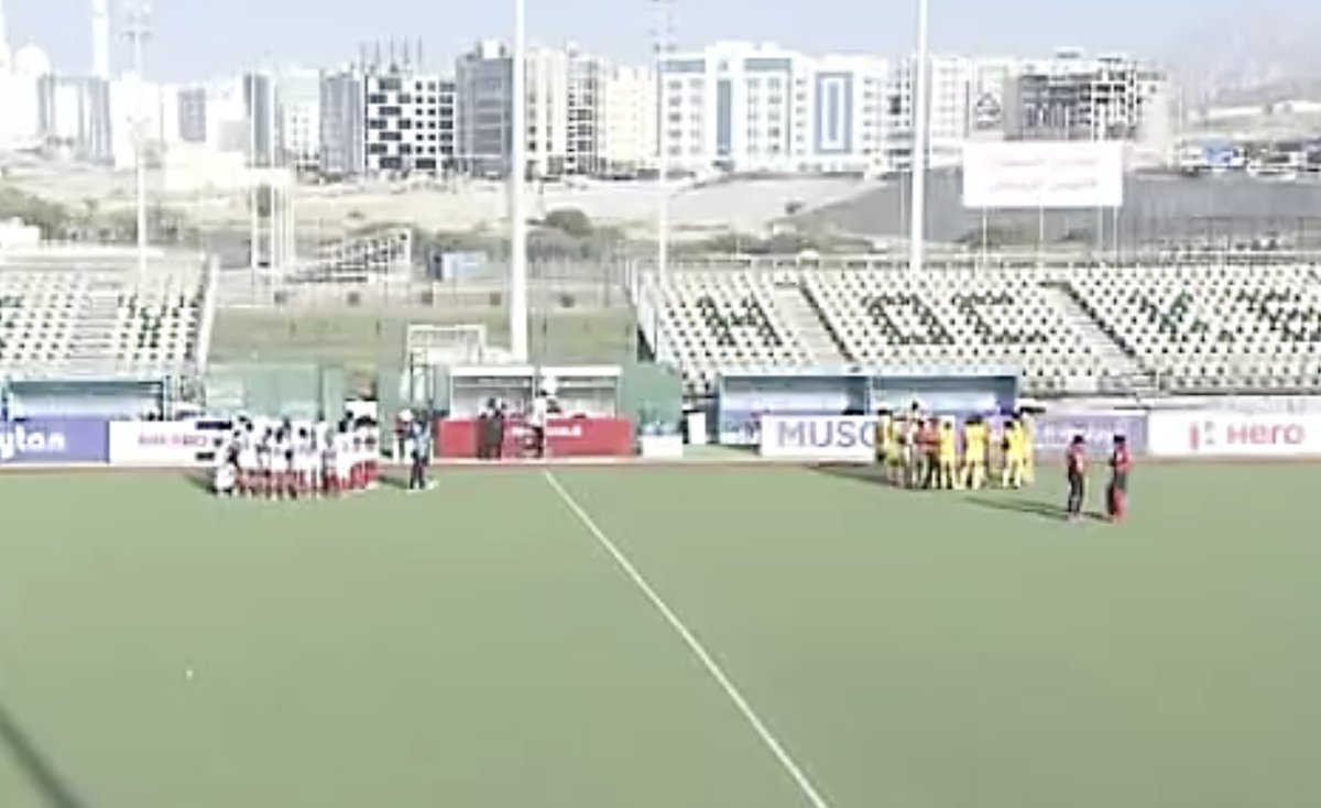 thefield_in's tweet photo. #FIHProLeague #Hockey🏑
Q4 begins. India 1-1 China.
Both teams feeling the heat, which team will finish this match on a high?
#INDCHN Live updates: https://t.co/8OYWxRfVXE https://t.co/UMShpNmbpw