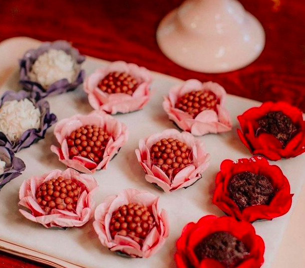 February is here! How are you going to celebrate this sweet month? 💗

@bonjourbrigadeiro
@johndavidweddings
@aetreventstx