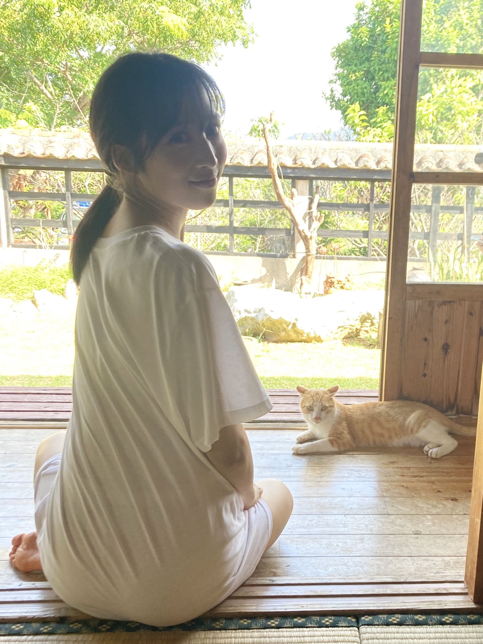 AKB48 小栗有以1st写真集【公式】 on X: 
