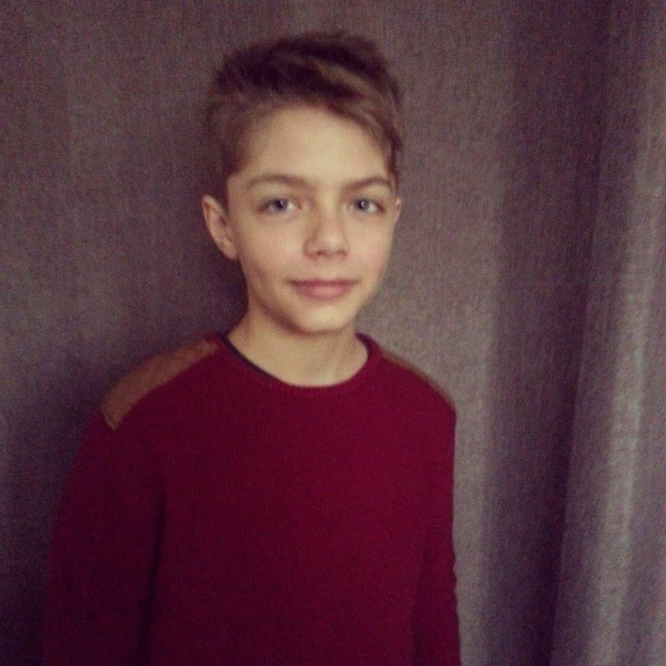 fibre396's tweet photo. Joyeux anniversaire @Radentyy 🌸 https://t.co/QoUamrybXi