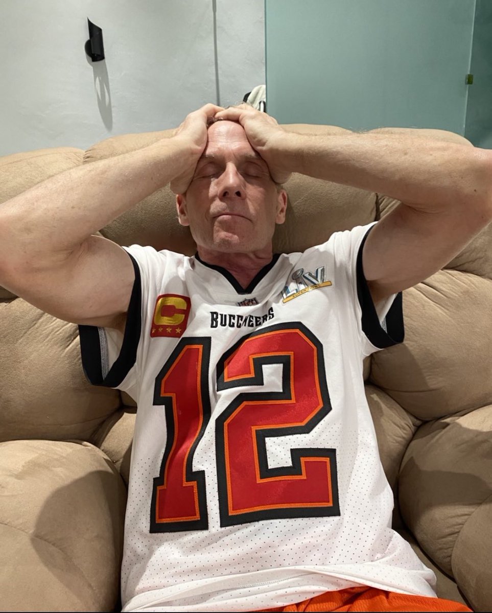 Skip Bayless tweet media