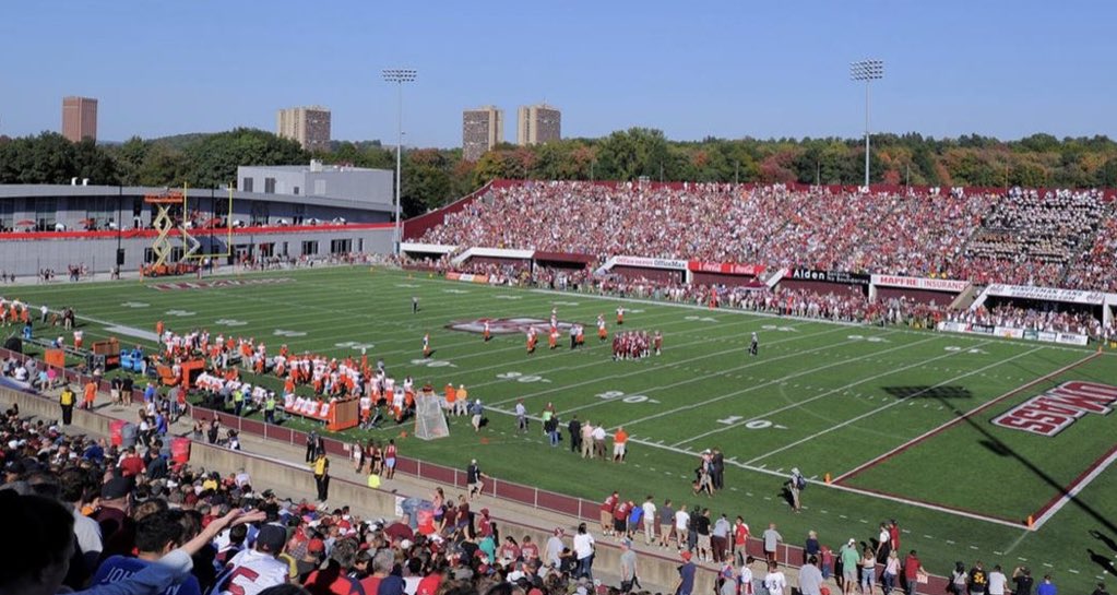 Excited to have received and offer(PWO) from Umass! <a href="/CoachJeffMoore/">Coach Jeff Moore</a> @DDykemanXFL <a href="/Coach_Mehleisen/">Dan Mehleisen</a>