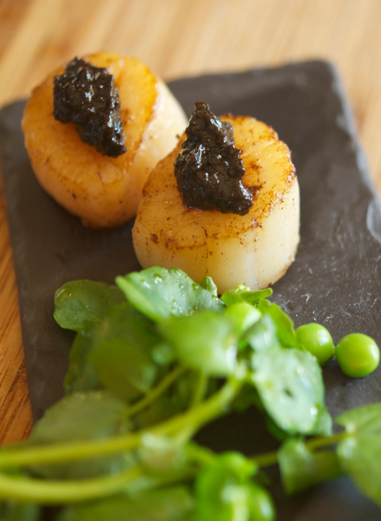 thepreservatory's tweet photo. Add a dollop of our Green Walnut &amp; Grappa preserve the next time you have scallops. The flavours pair perfectly with the subtle sweetness of the scallop. https://t.co/HKEEEuG1t2