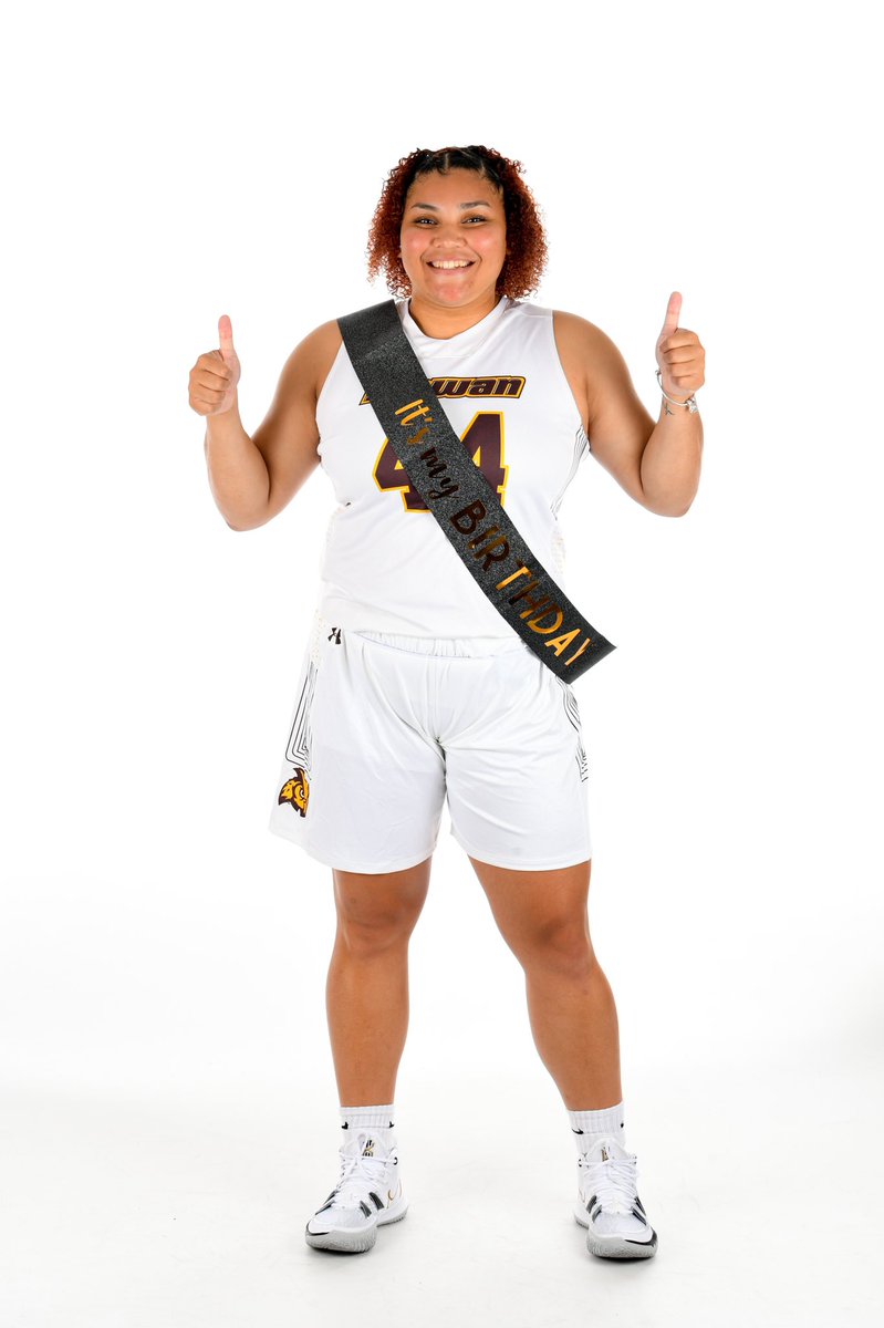 RowanWBB's tweet photo. #ProfNation, let’s wish E a very Happy Birthday 🗣🗣🗣 https://t.co/B1OmlwQB1F