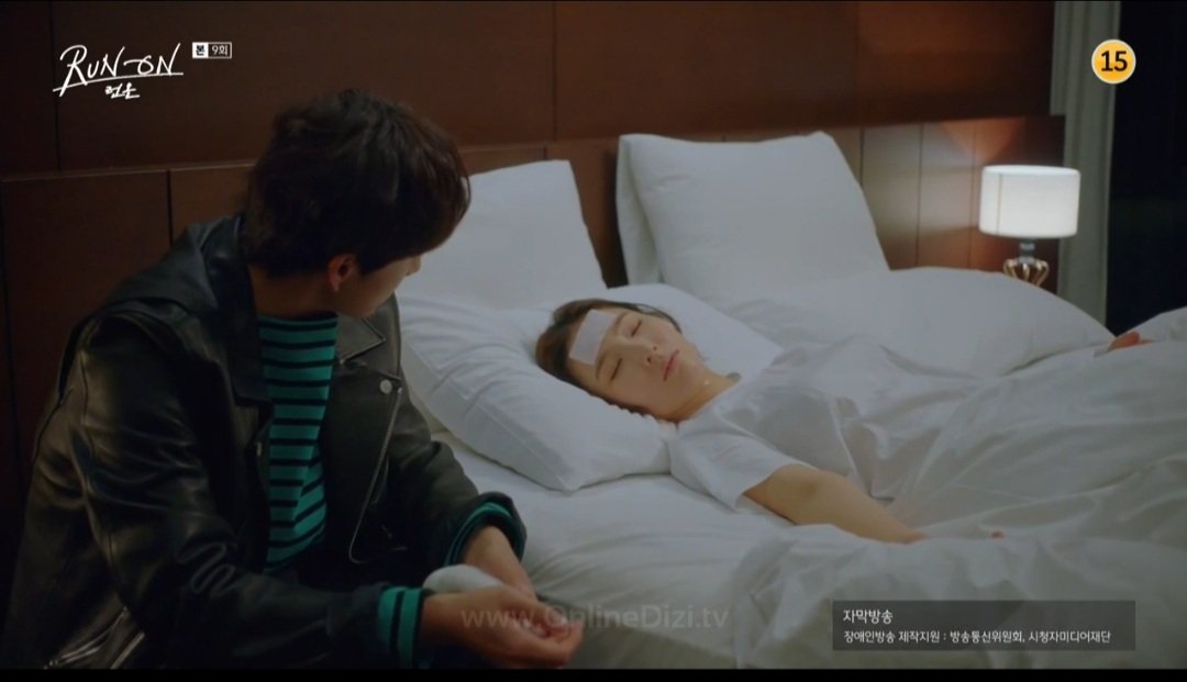 redblossomzx's tweet photo. Benimde başımda bekler misin seon gyeomcum
#RunOn
#RunOnEp9 https://t.co/ZtEh3juoLV
