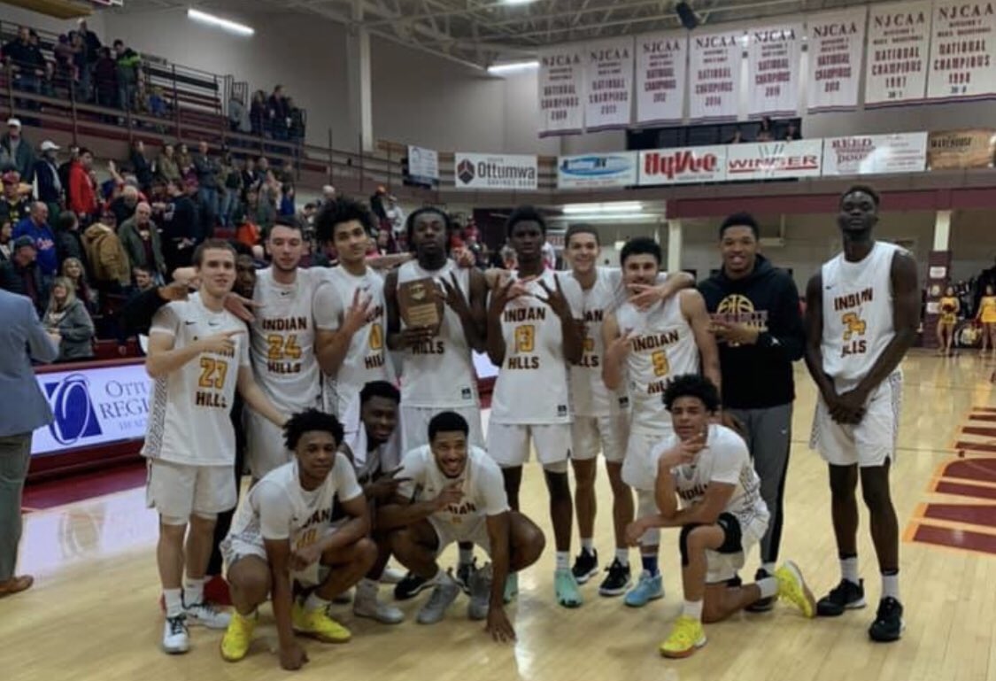 There’s still some days when I wish the 2020 Warriors got to play for a 🏆!

Theo Bourgeois, Ben Lyon, Malique Jacobs, Chris Payton, Loseni Kamara, JD Muila, Maurice Calloo, Tyon Grant-Foster, Drake Jeffries, Chris Childs, Tyrese Nickelson, Samba Kane…

Kill ‘em with success!