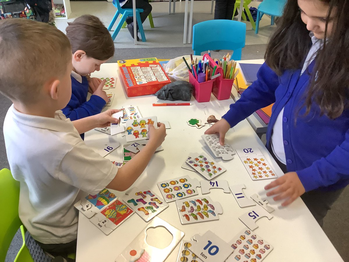OABroadoak's tweet photo. In maths this morning some of our children have been ordering numbers to 20 #orderingnumbers #maths #y1 https://t.co/15QDyyogS7