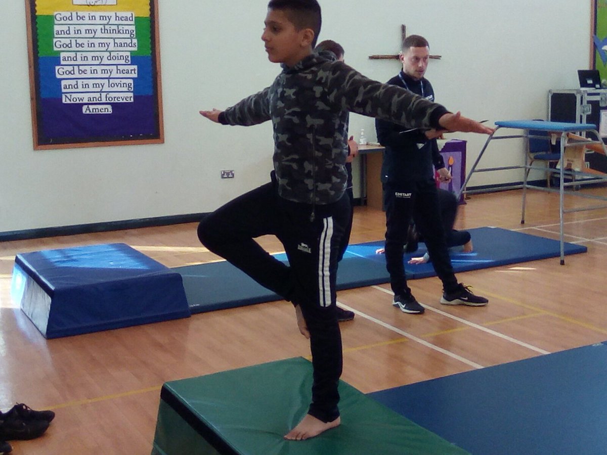 StLukesYear6CD's tweet image. Some fantastic gymnastics from 6CD! Great routines including travelling, jumping, rolling and balancing @stlukesbury #stlukeswidercurriculum