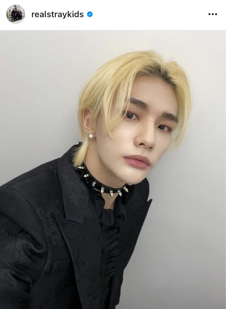 🧭スキズ Instagram 情報🧭 2022.02.01(火)23:05 👑ヒョンジンが