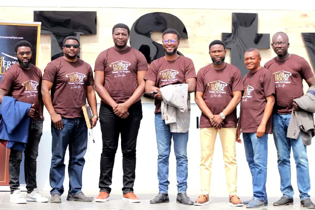 .@TSTVAfrica Partner First Faith Based Reality TV Show-‘The Fathers House’ » bit.ly/3gfeedT via <a href="/vanguardngrnews/">Vanguard Newspapers</a> 
<a href="/ottovonpablo/">Otto Paul Adah #HisLoveliness</a> 
<a href="/MrYoungGod/">YoungGod of Christ Rydaz 👑</a>