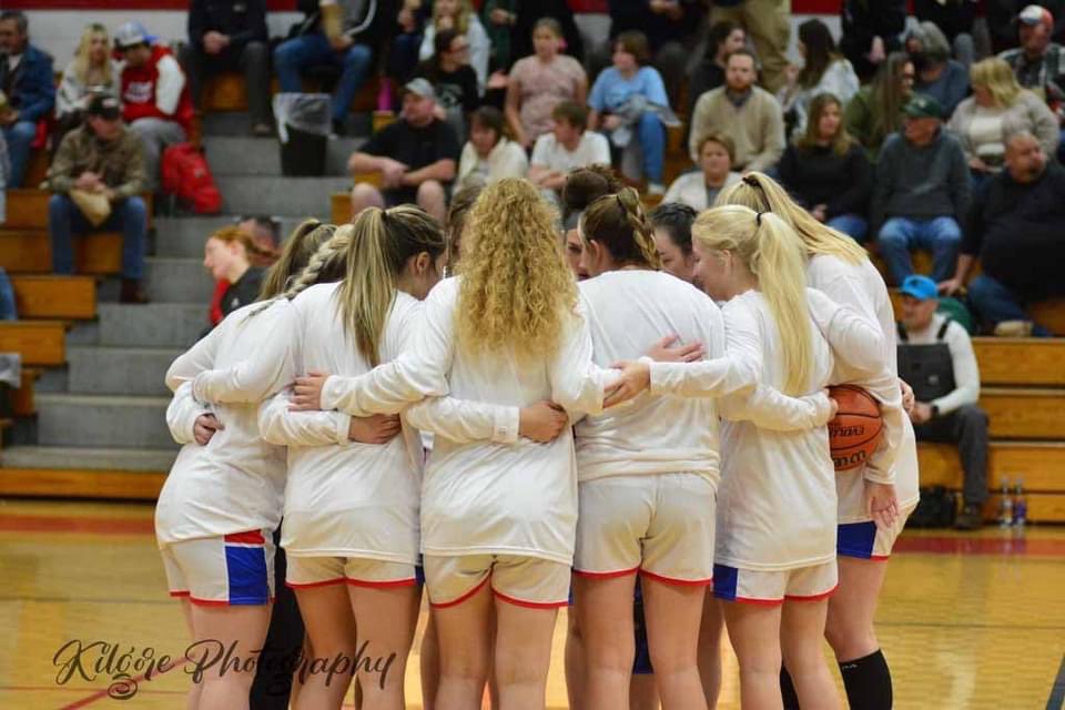 springs_girls's tweet image. 🔴Gameday!🔵

🆚 Thomas Walker
⌚️ JV at 4:00 V~6:15
📍 Twin Springs
📺 NFHS

#GBR #TEAM #progessoverperfection
