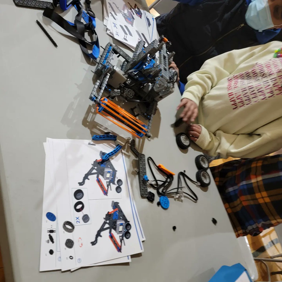EricJ003's tweet photo. Volunteers wanted at #VEXRobotics  tournaments.  https://t.co/3yjKB32DZy
Let's change the story in Grester Baltimore.  Thanks for visiting the teams @MayorBMScott and @SonjaSantelises https://t.co/zGwyD2SWgz