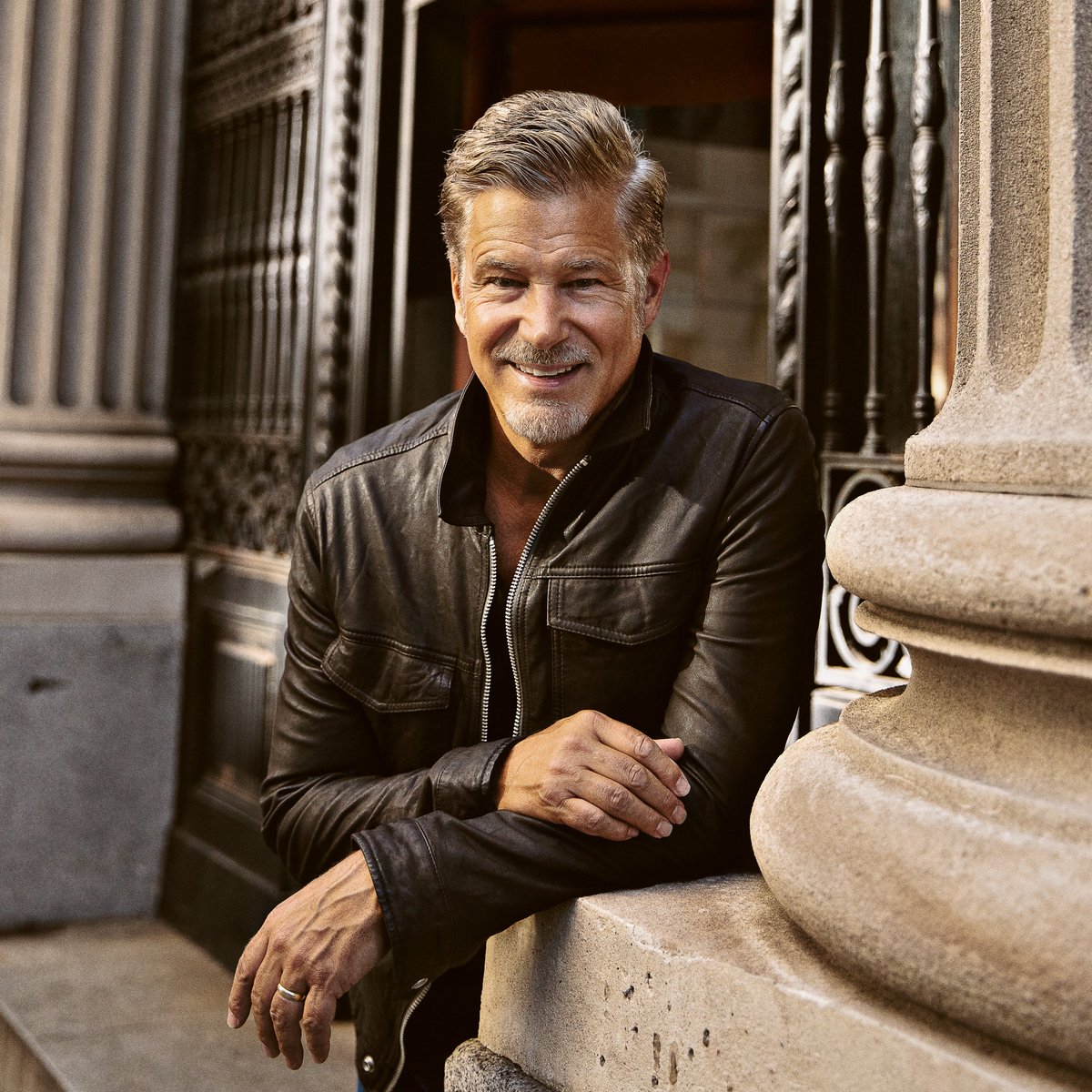 The amazing <a href="/paulbaloche/">Paul Baloche</a> talked to <a href="/UCBMedia/">UCB</a> about his latest release, the anniversary deluxe album 'A Greater Song' 😃 Listen here: player.lightcast.com/0MjM0IzM