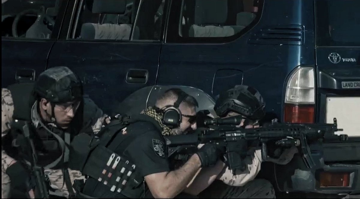 tacticalporn's tweet image. El inspector Pelayo y su LMT de 7.62 con:

- Trijicon ACOG 3,5x35
- Rheinmetall Vario-Ray
- Bocacha Surefire WARCOMP 

🇪🇸#GEO #PoliciaNacional #TacticalUnit