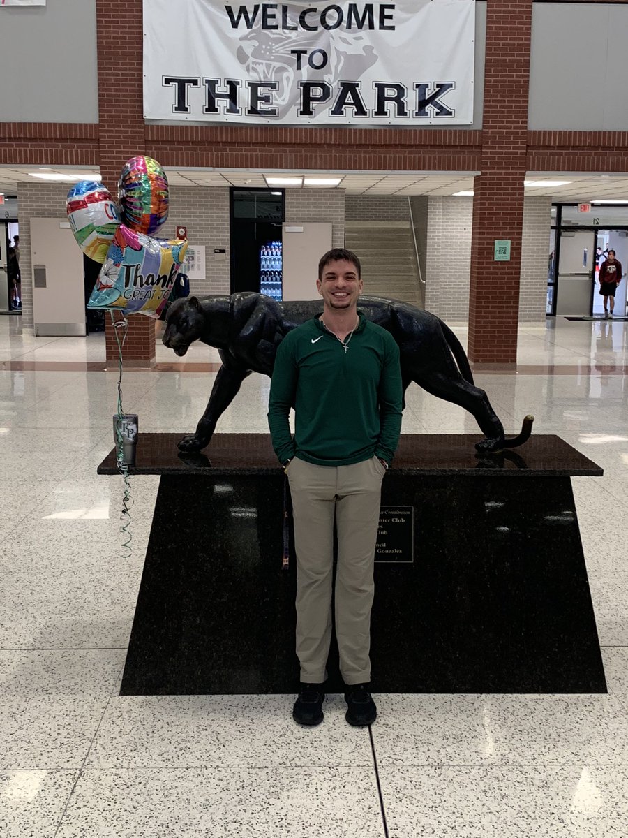 Coach Kory Kaspar is your 21-22 Teacher of the Year at The Park‼️🐐

What an amazing accomplishment and so well deserved‼️ We are all so PROUD of you and APPRECIATE the impact you have on our campus‼️ <a href="/kasparkw/">Kory Kaspar</a> #TOY #GOAT 👨‍🏫🏀💪