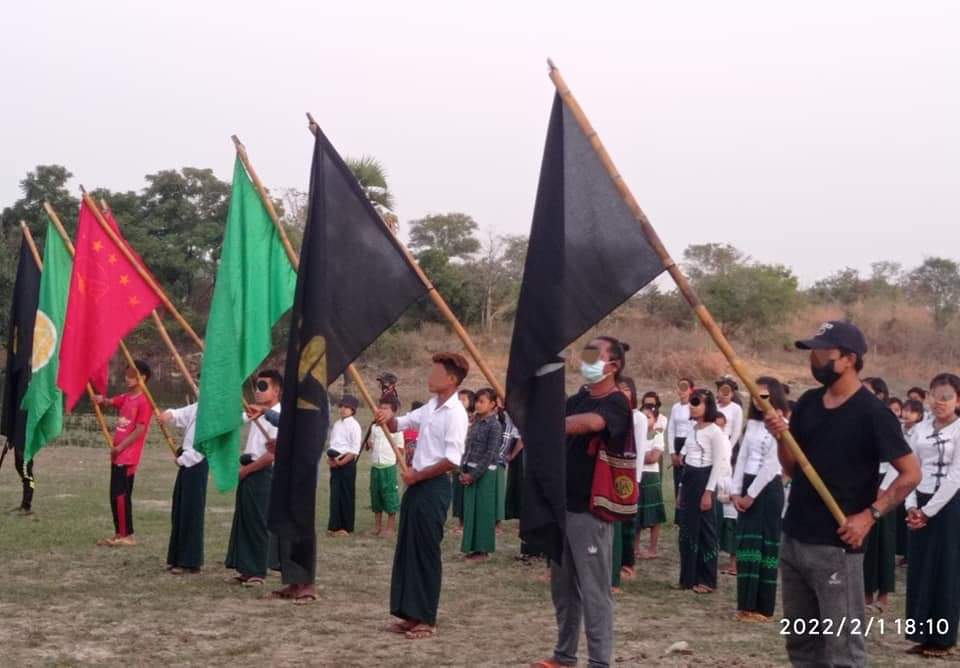 MayPaingTun3's tweet photo. Anti-coup revolutionary strike in Sagaing's Yinmabin, Sonechaung Vlg as usual. 🪧  #2022Feb1Coup #SilentStrike #WhatsHappeningInMyanmar #RedCampaign_1YearOfRevolution https://t.co/shnkrhnRzl https://t.co/3uDYjK8i7x